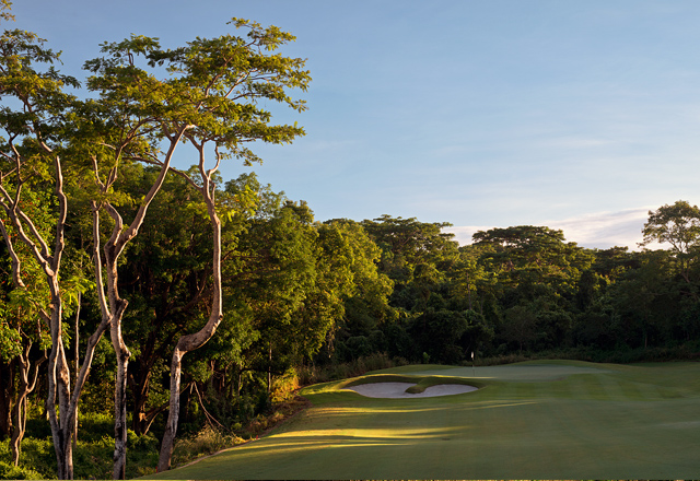 Hole-15